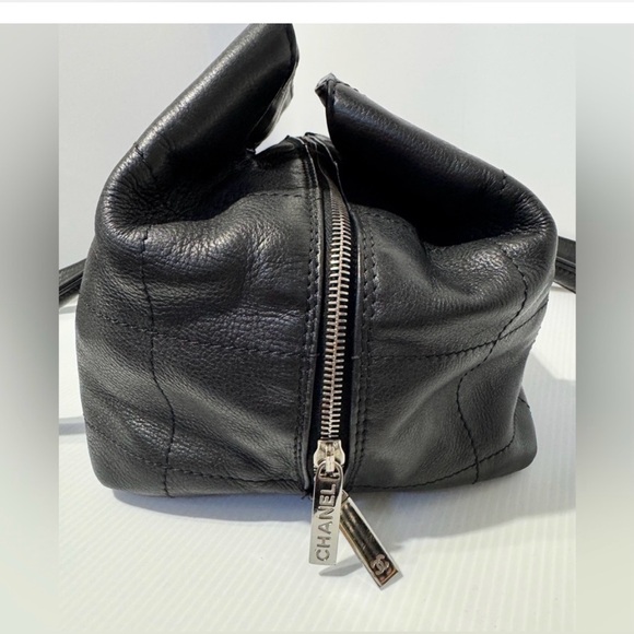 Chanel Chocolate Bar Handbag - Picture 4 of 8